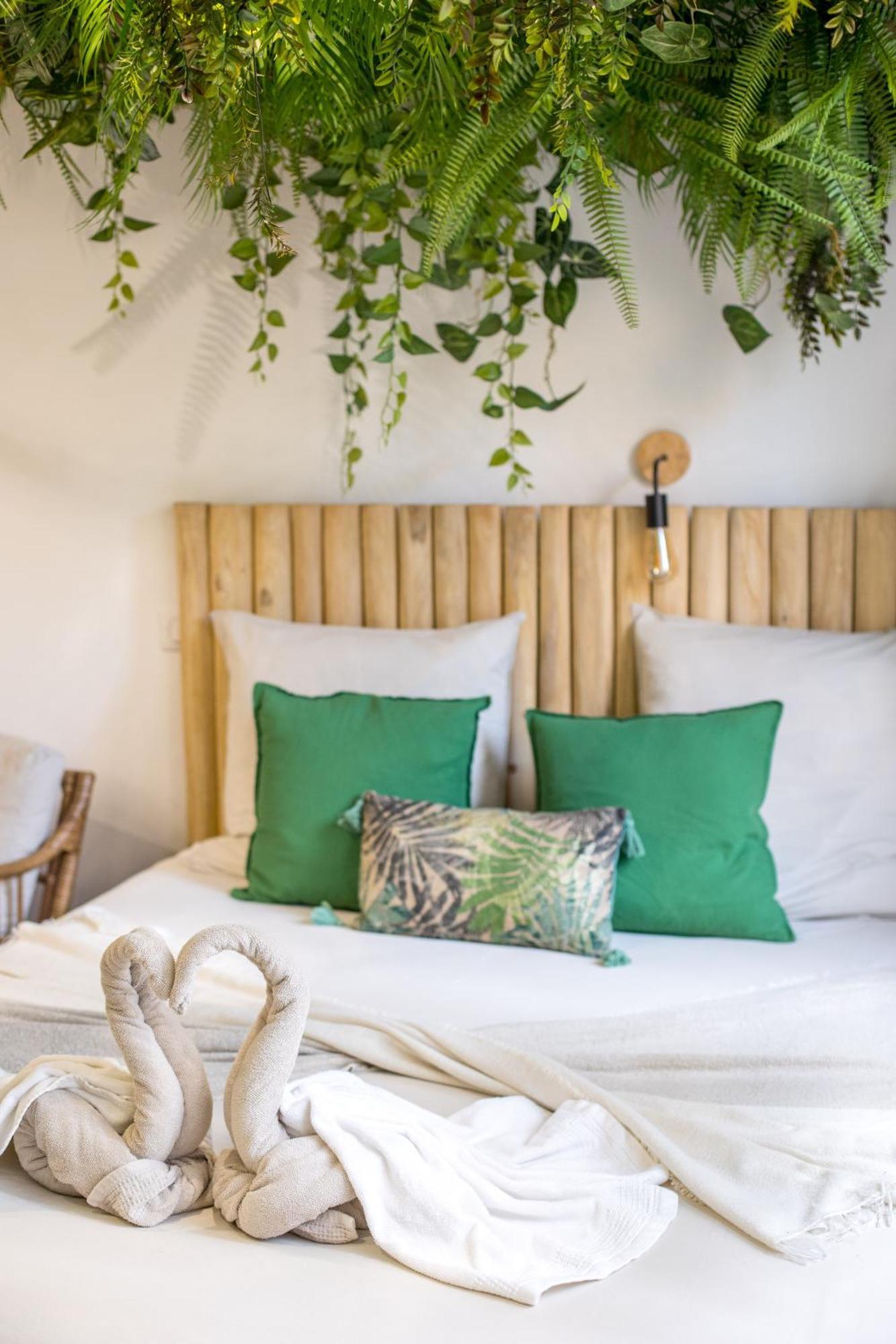 Jungle Apartment