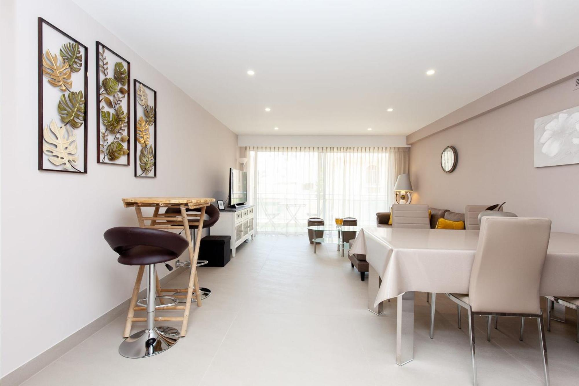 Apartment 2-br 2 Minutes From The Parking