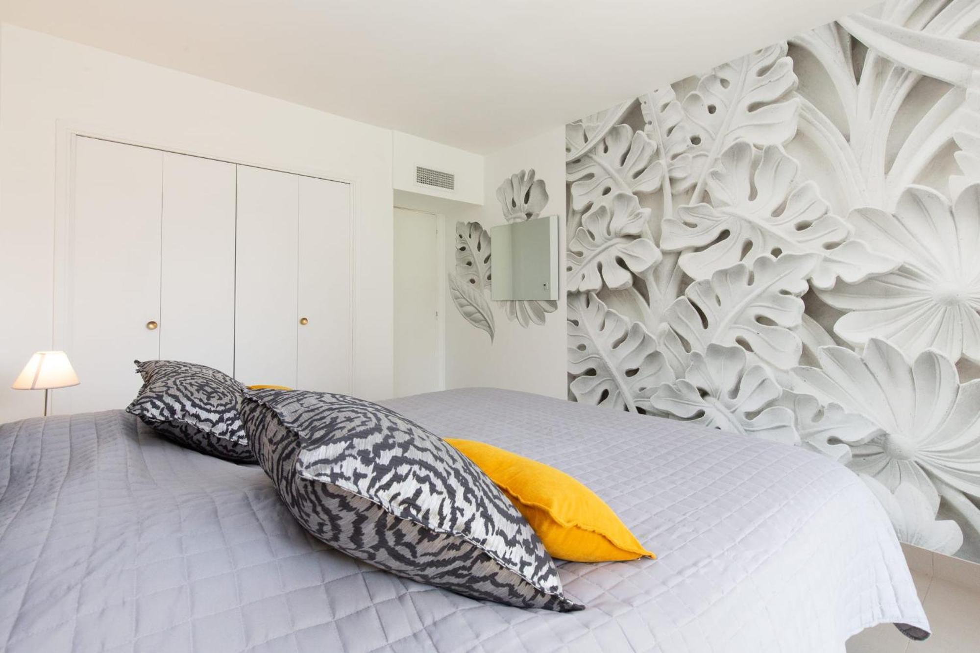 2-br 2 Minutes From The Parking * Cannes