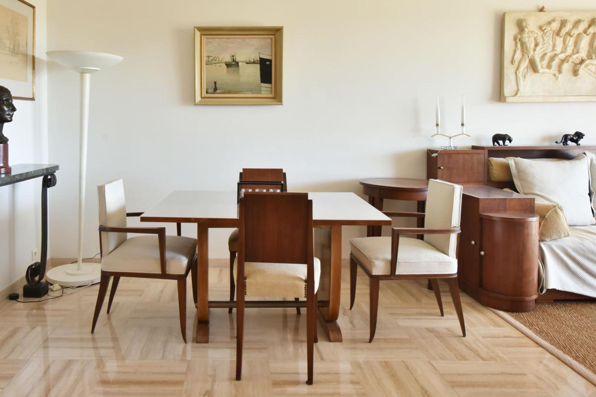 Close To Downtown Swimming Pool And Sea View *