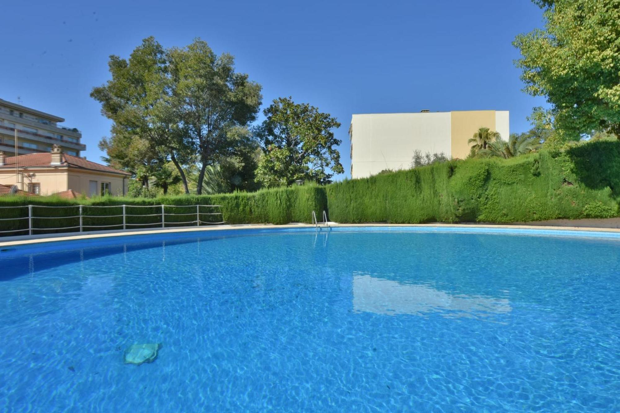 Apartment Close To Downtown Swimming Pool And Sea View Cannes