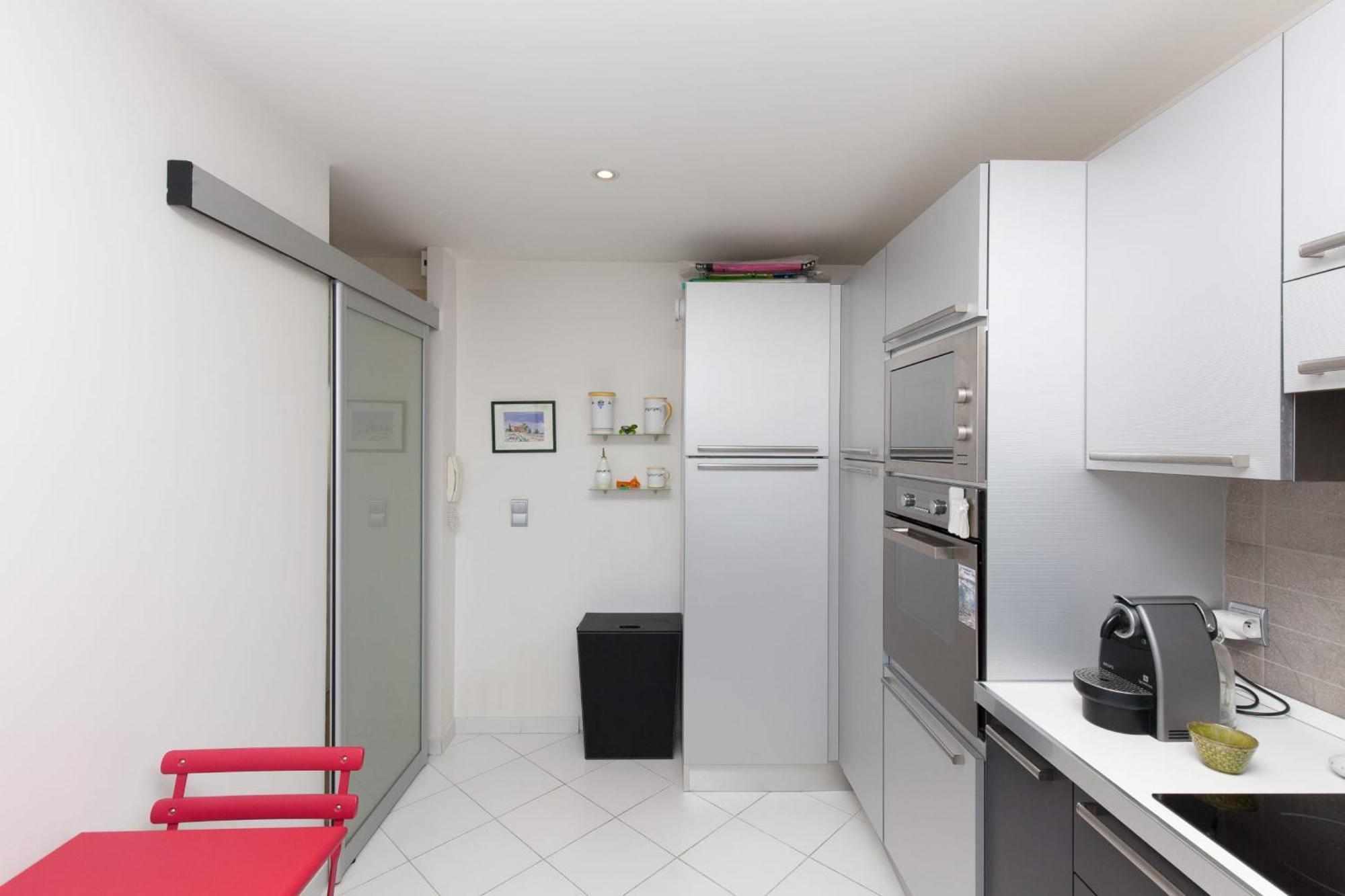 2-br By The Beaches Magical Sea View *
