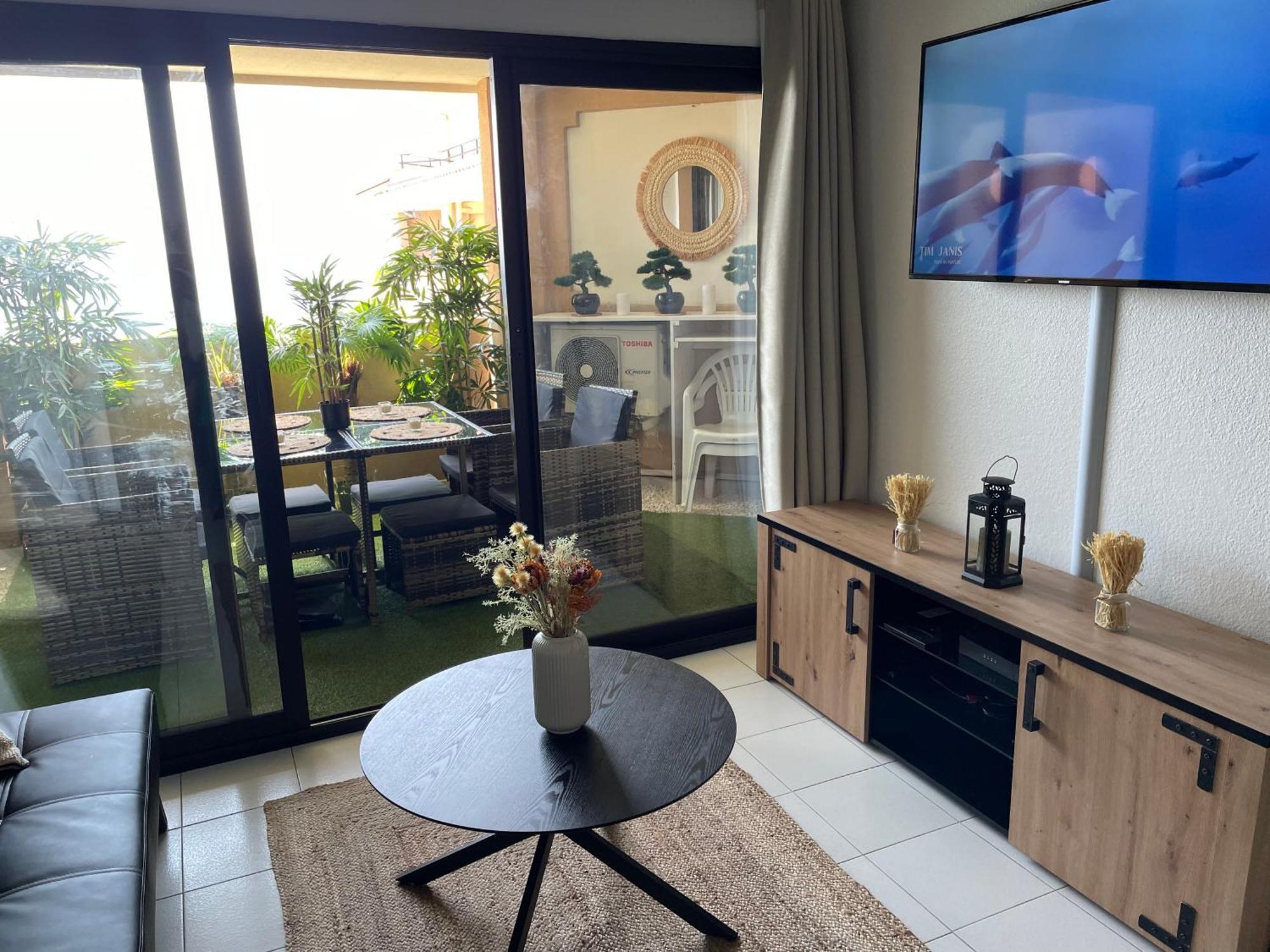 By By By Neptune Apartment *