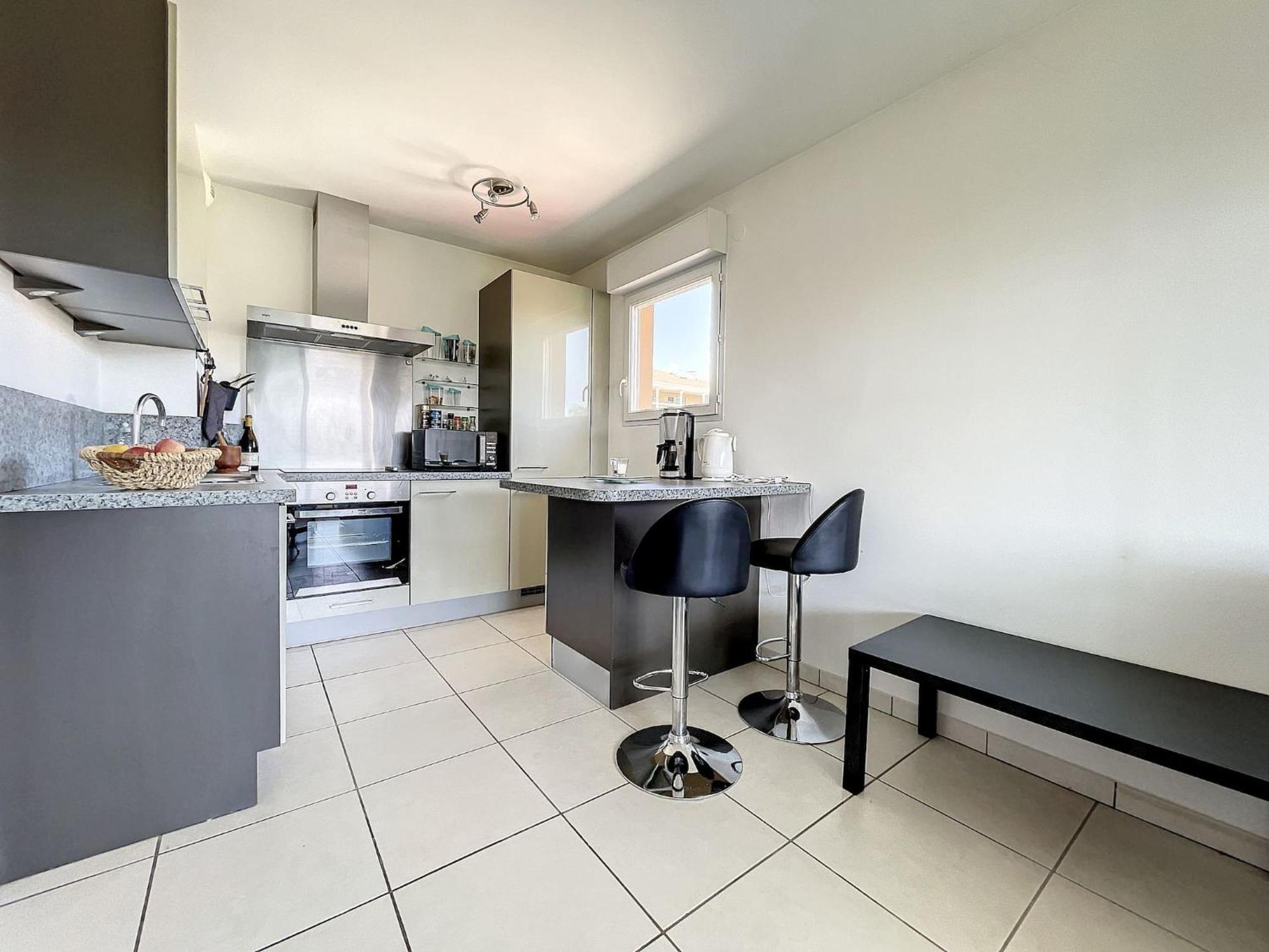 Apartamento - 2 Pieces Avec Parc Et Piscine
