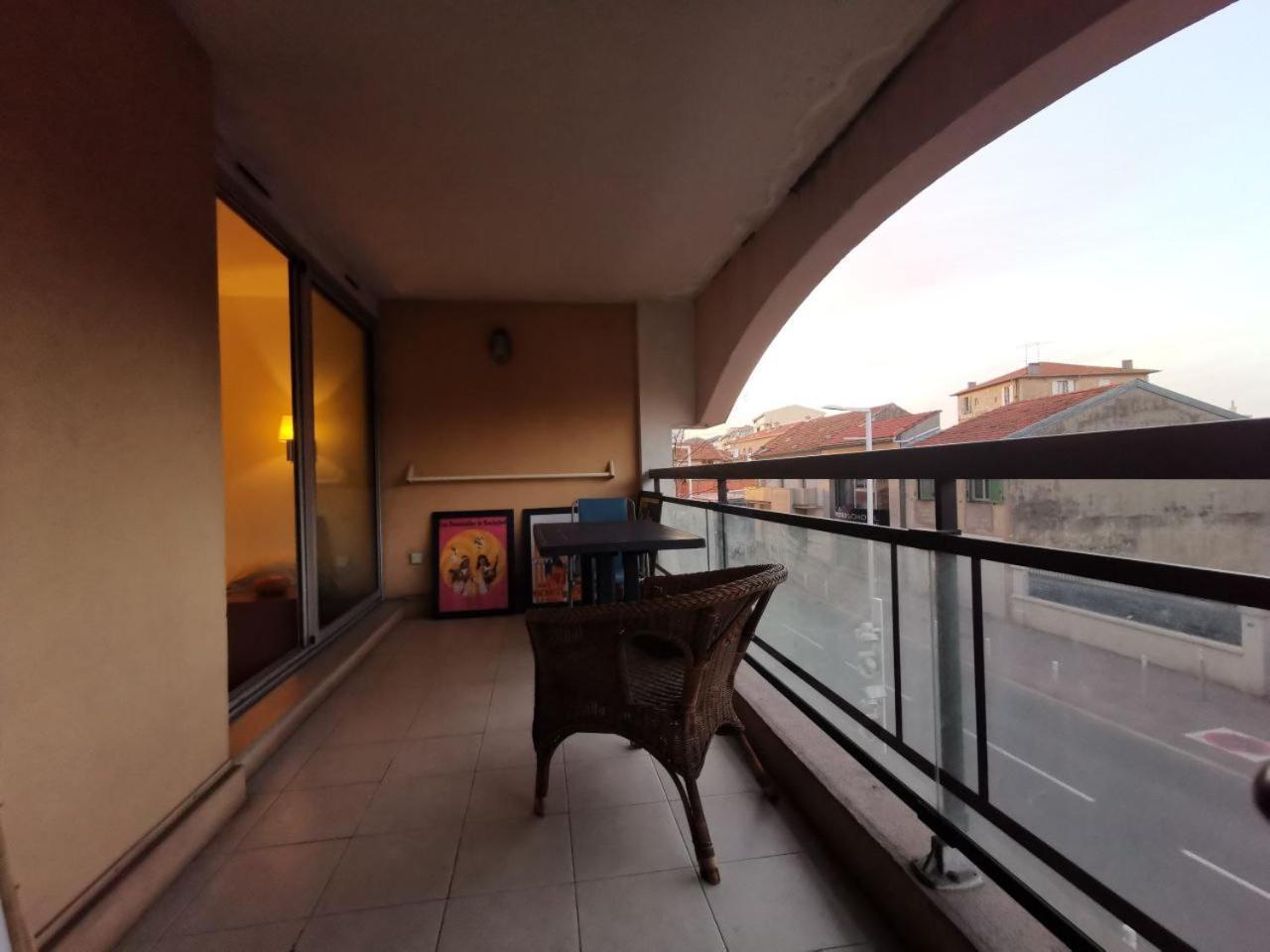 Apartamento A&h Homes - - Near Train Station *
