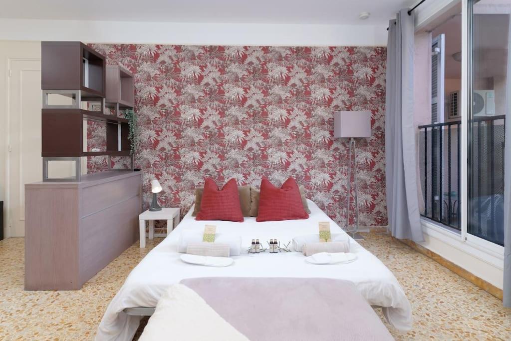 Le Tassigny By Apirent #central #calme #climatisation #wifi Apartamento