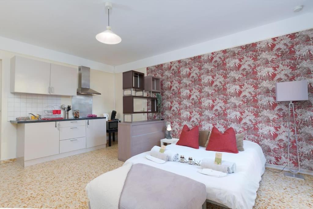 Le Tassigny By Apirent #central #calme #climatisation #wifi Apartment