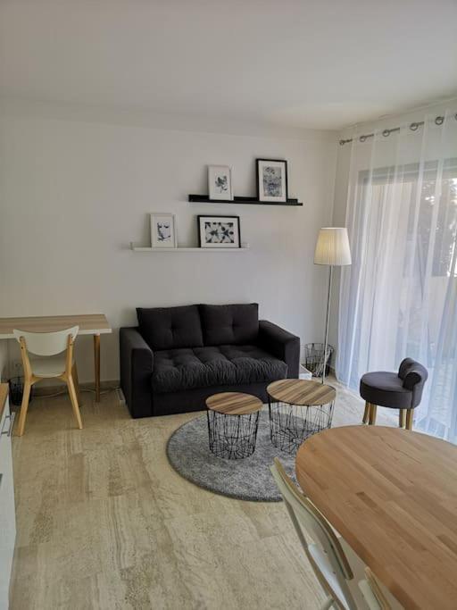 Apartment T1 Bis Renove Beau Coin Nuit, Belle Terrasse Ideal Festival