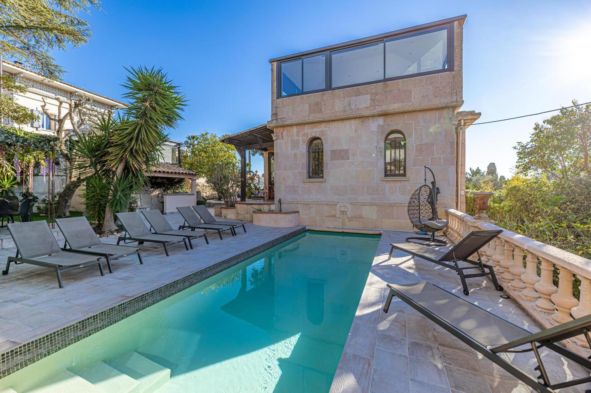 Villa Luxurious With Heated Pool 6br-12p - *