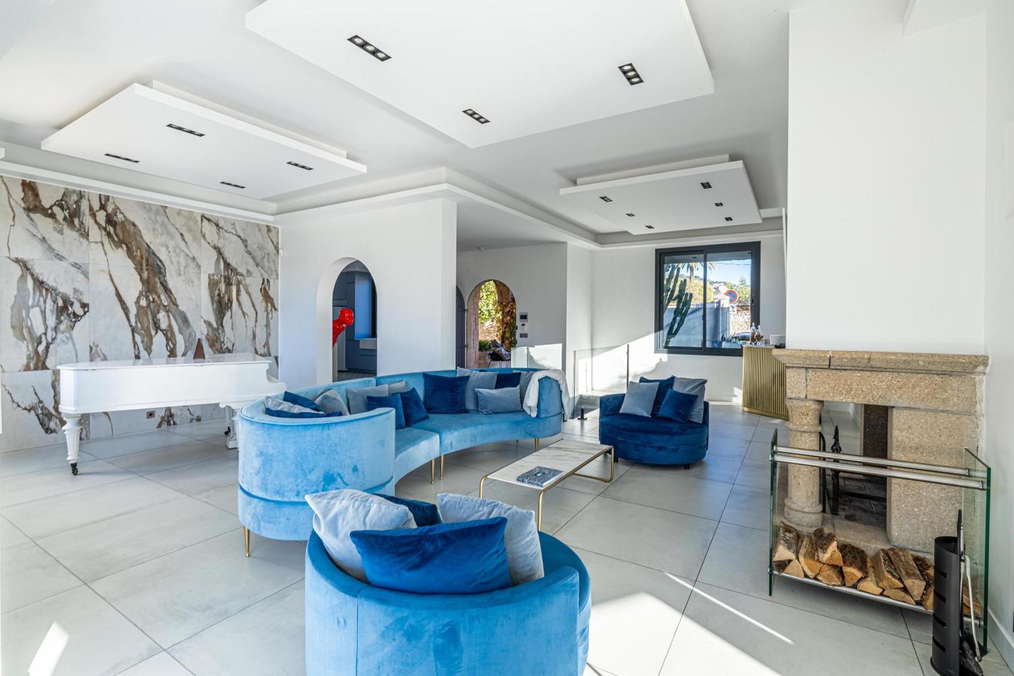 Luxurious With Heated Pool 6br-12p -