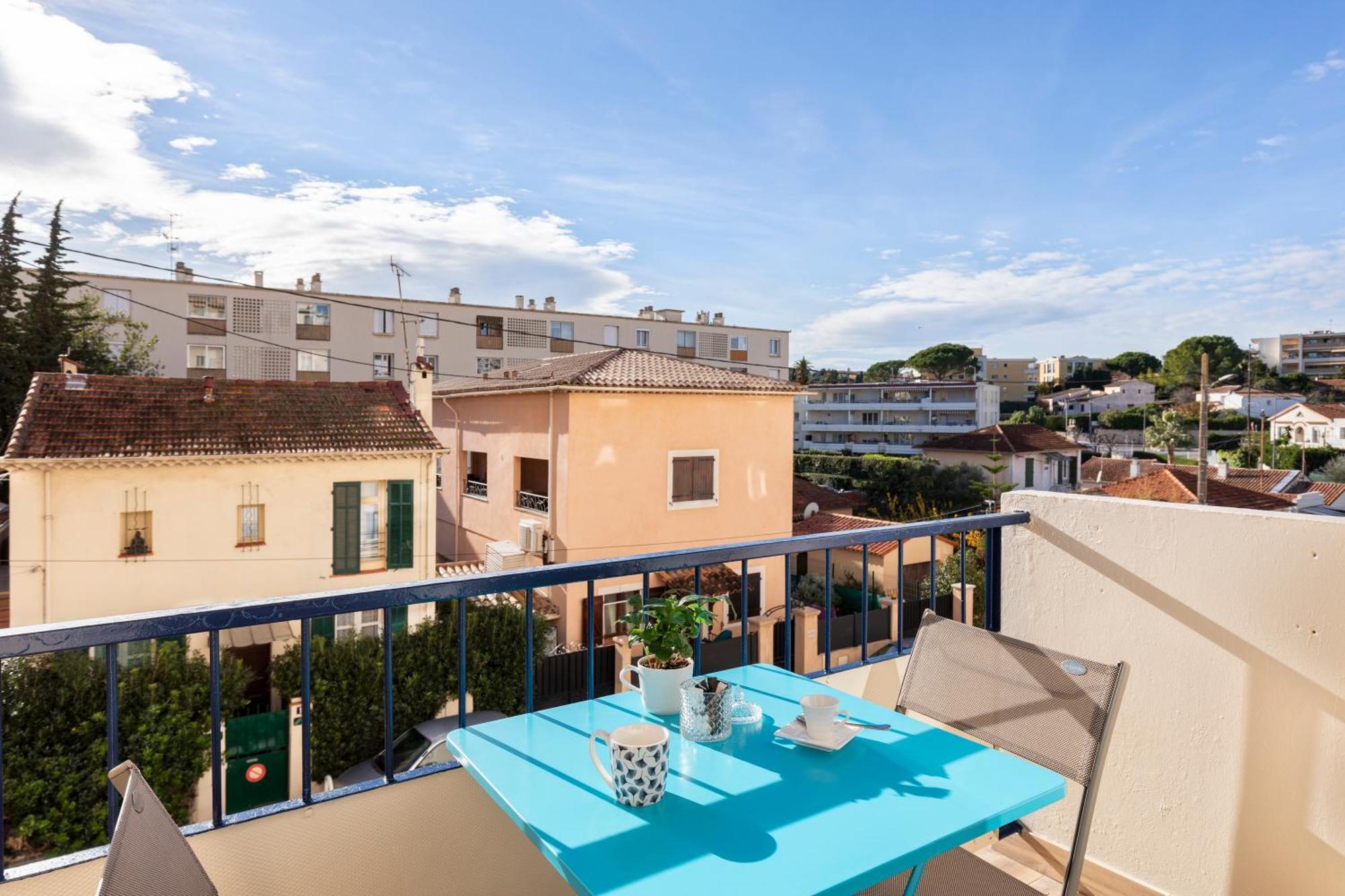 Private - Family - Palais Des Festival - Parking -