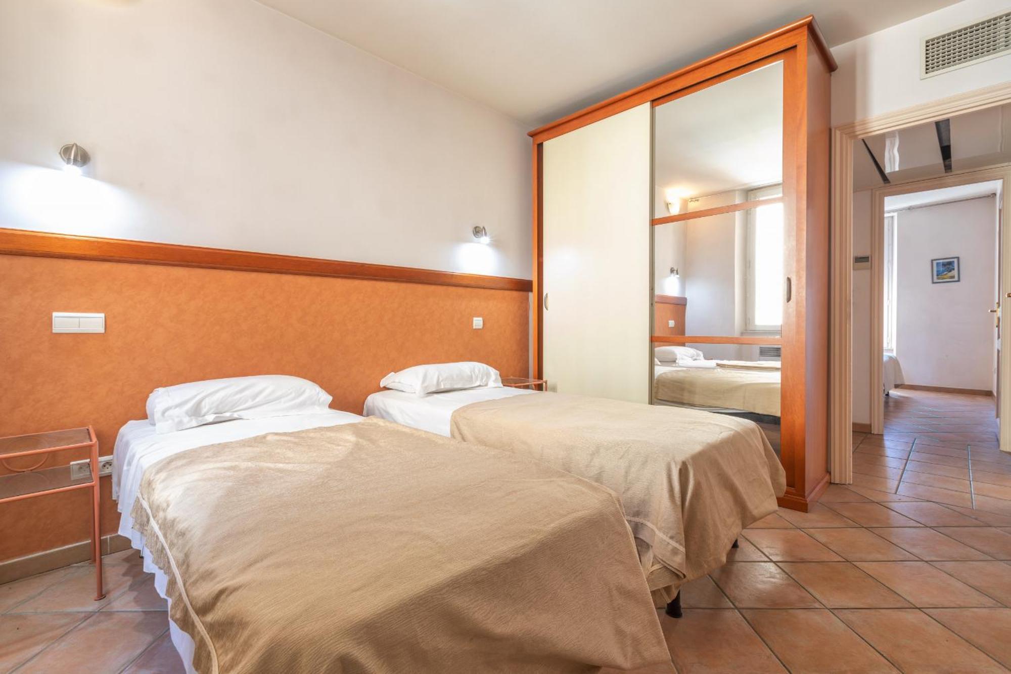 Le Mace Apartment