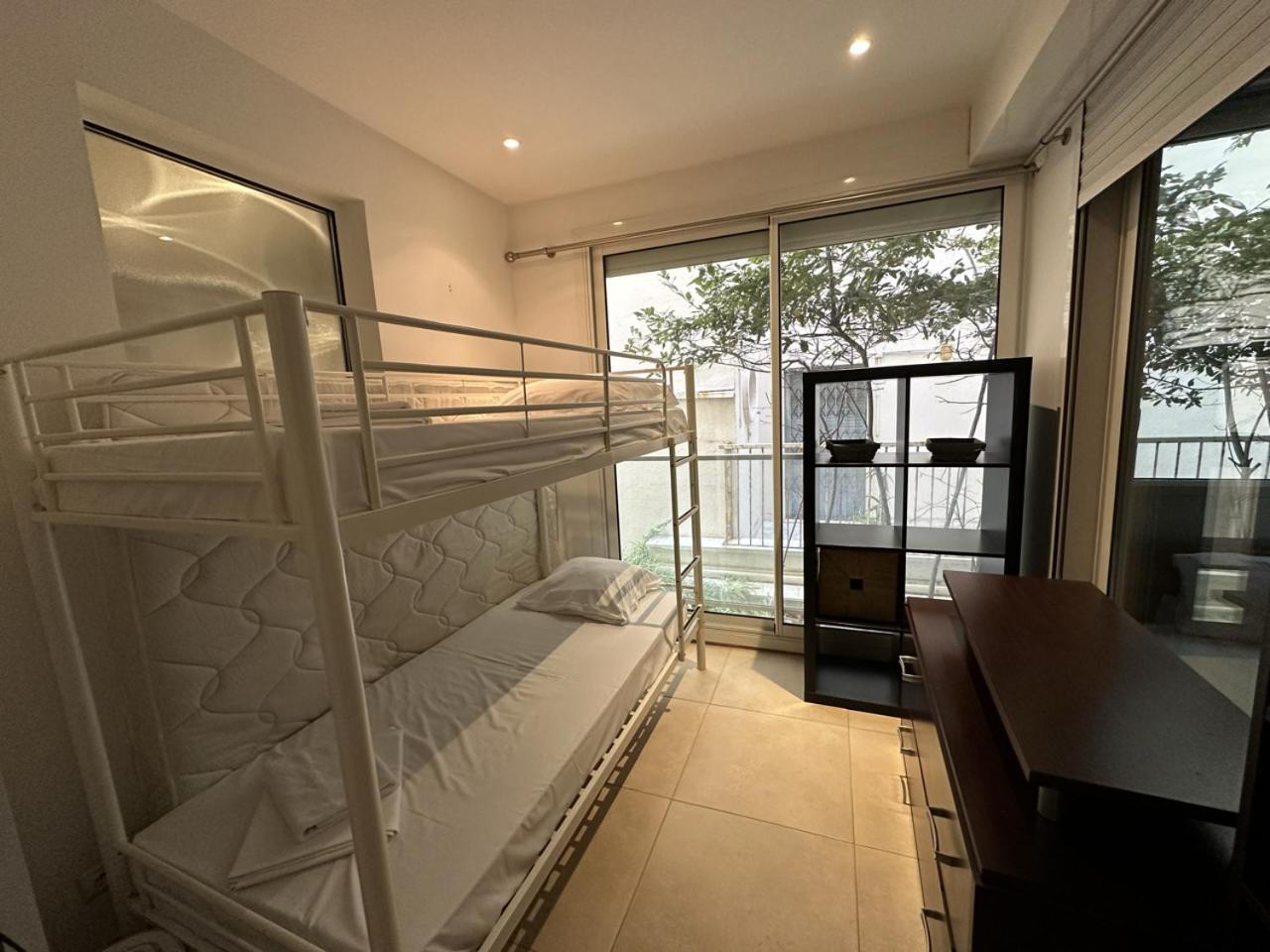 C028-nice With Terrace - Close To The Appartement *