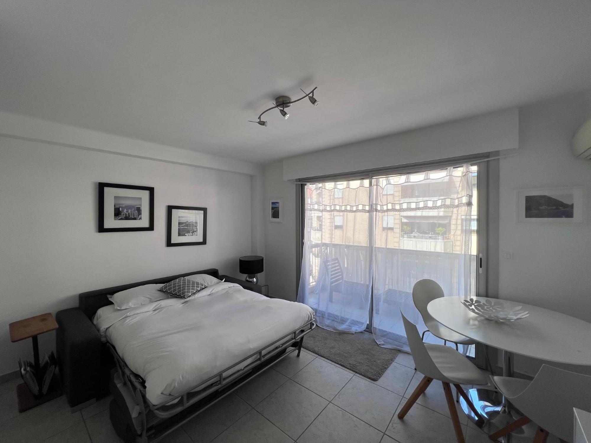 Riviera Eden Palace 2* Cannes