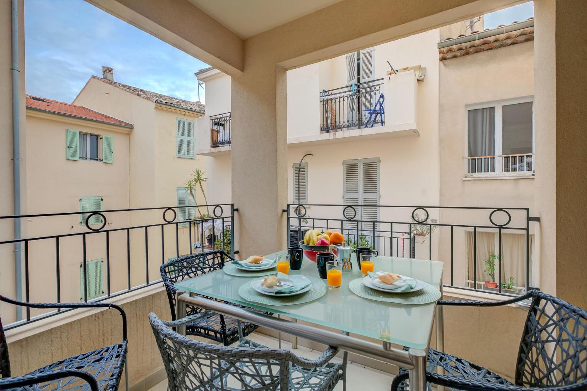 Au Vieux Port Center - Happy Apartment Cannes