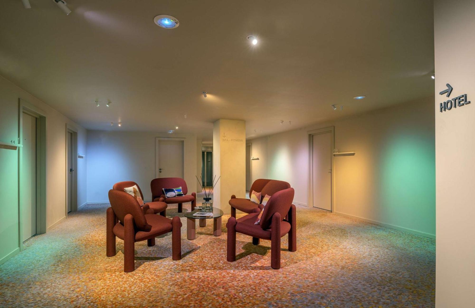 Hotel Radisson Blu 1835 Hotel, 4*
