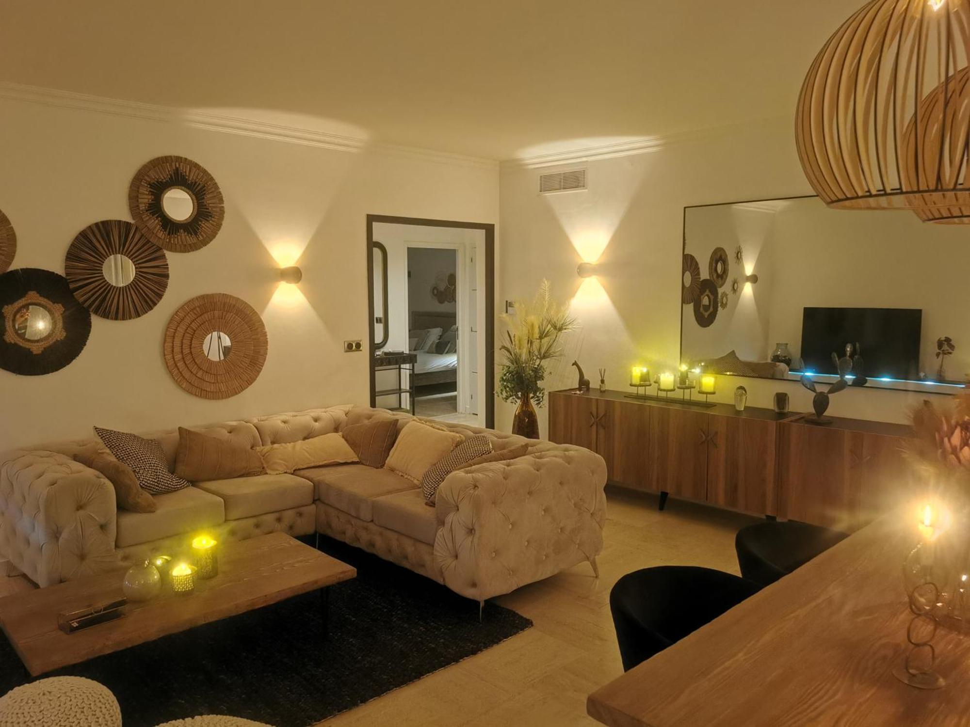 2 Bedrooms Seafront * Cannes