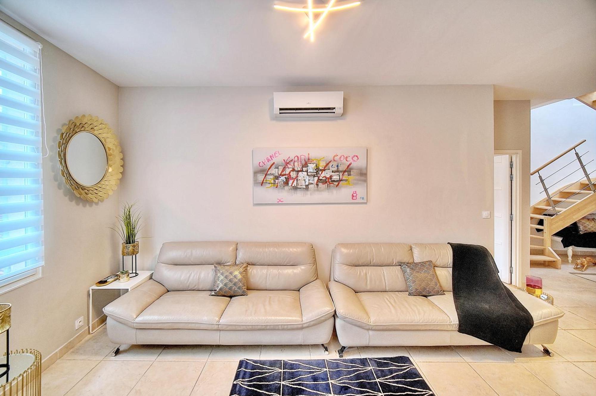 Croisette 8/10 Pers Apartment *