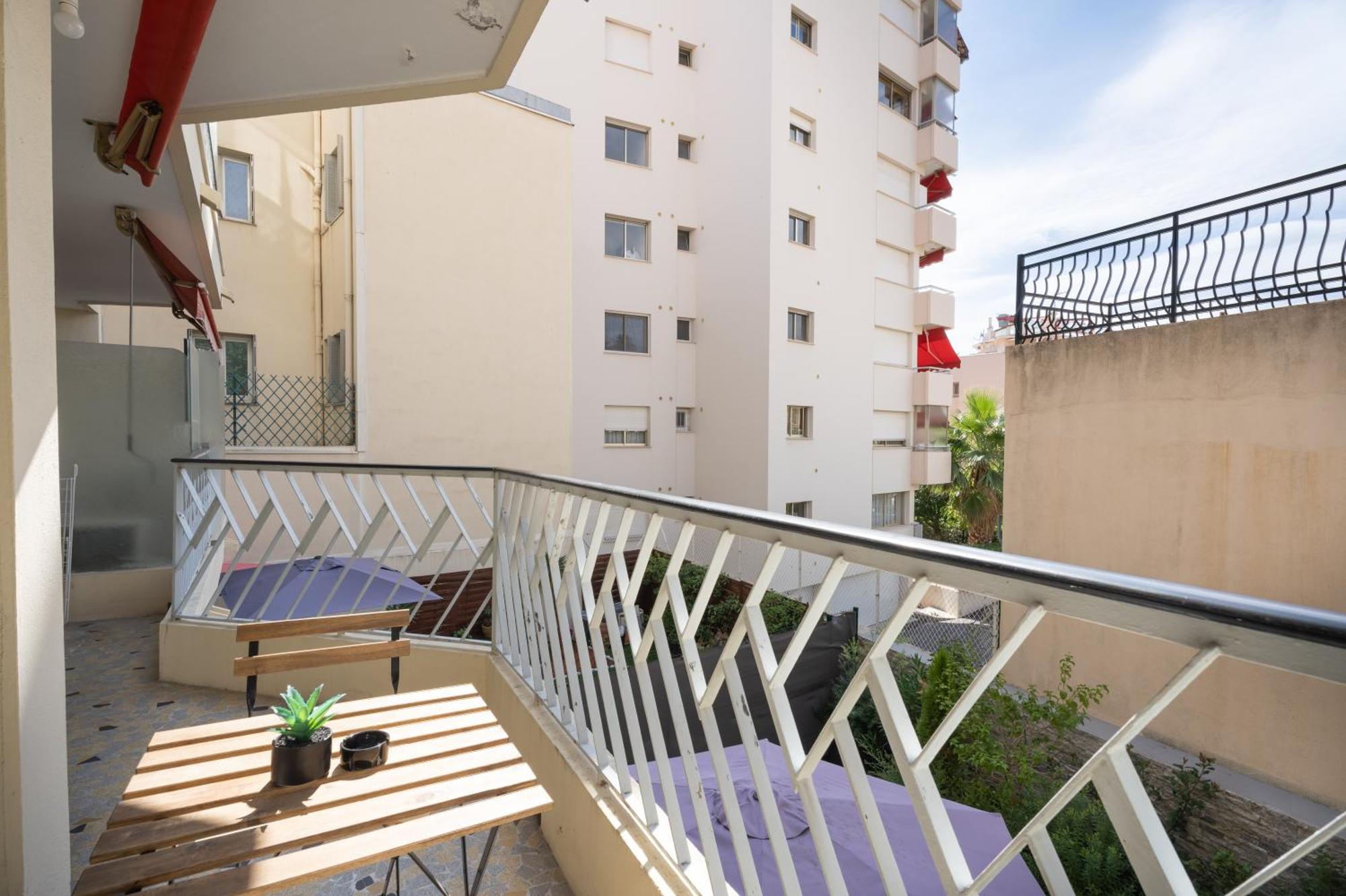 Apartment Calme Et Climatise Au Coeur De *