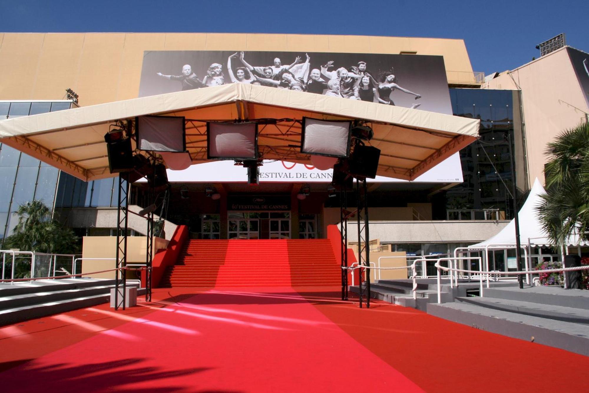 2 Cannesvacationrental By Americanvacationliving Cannes
