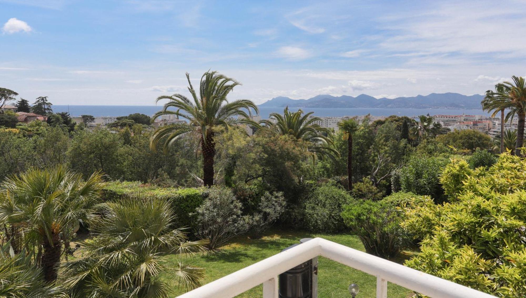Centre - Vue Mer, Piscine, Terrasse Apartment