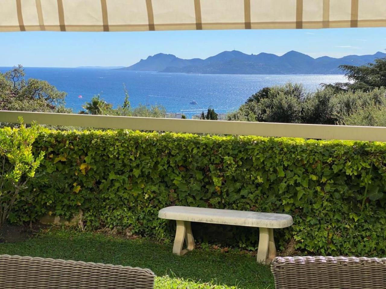 - Le Saint Georges Avec Superbe Jardin Et Vue Panoramique Appartement *