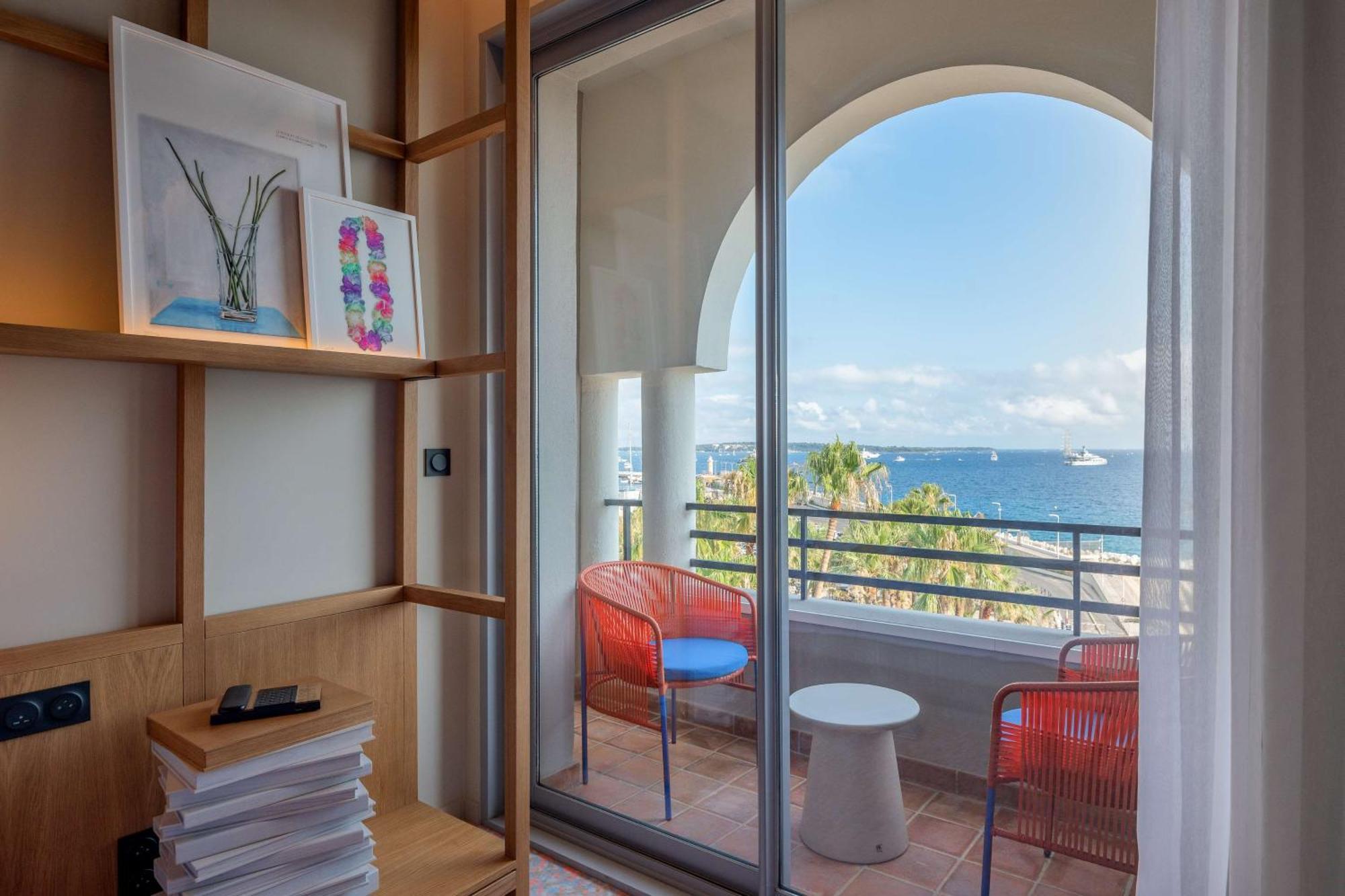 Hotel Canopy By Hilton 4*