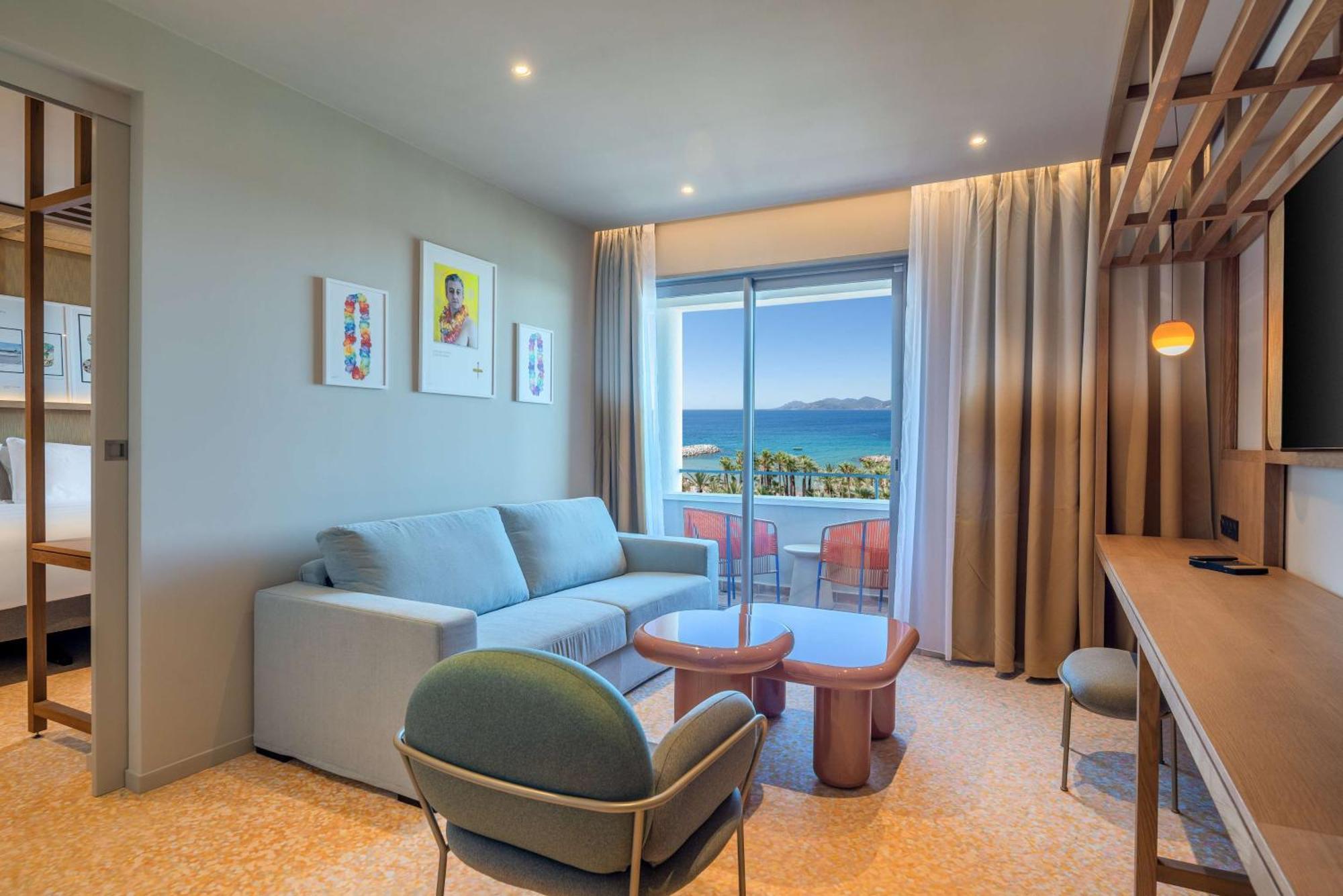 Radisson Blu 1835 Hotel, Hotel 4*