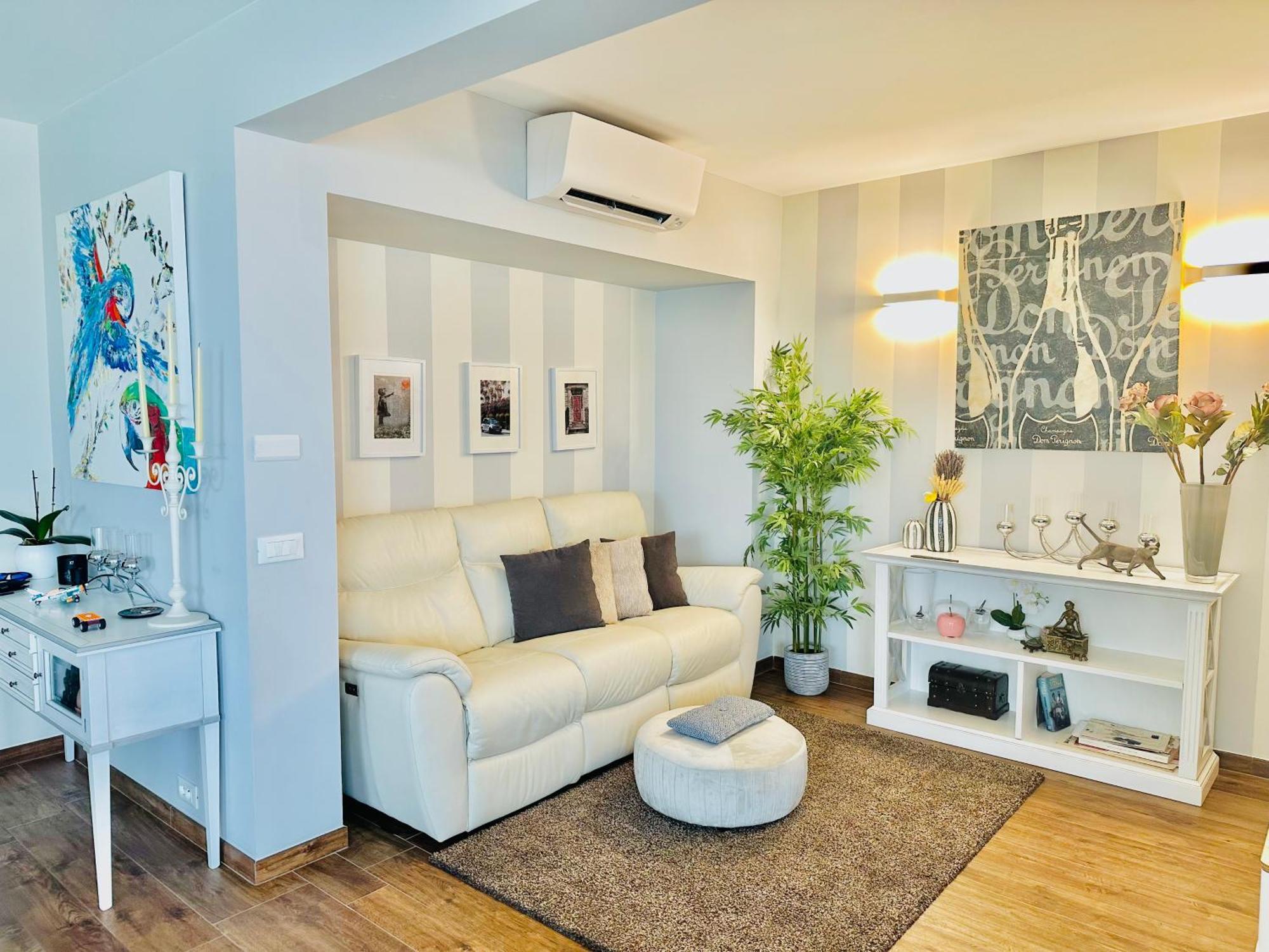 Luxurious Private Floor 130M2 - Ac, Terrace, Pool, Parking - Croisette 5', Plage Des Sports Apartment