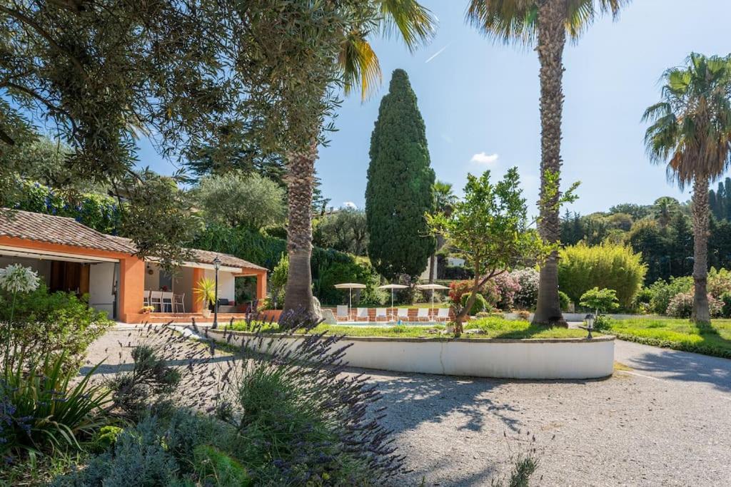 Villa Dream 300m2 & Stunning 4000m2 Private Garden
