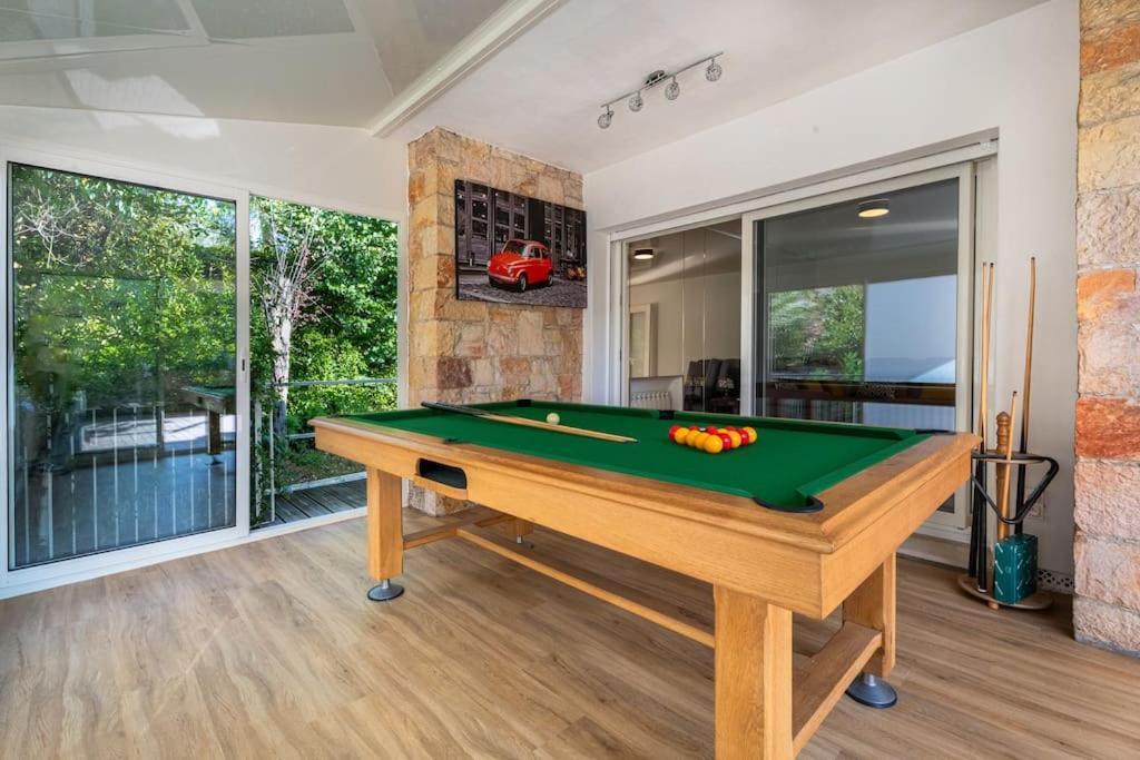 Villa Dream 300m2 & Stunning 4000m2 Private Garden *