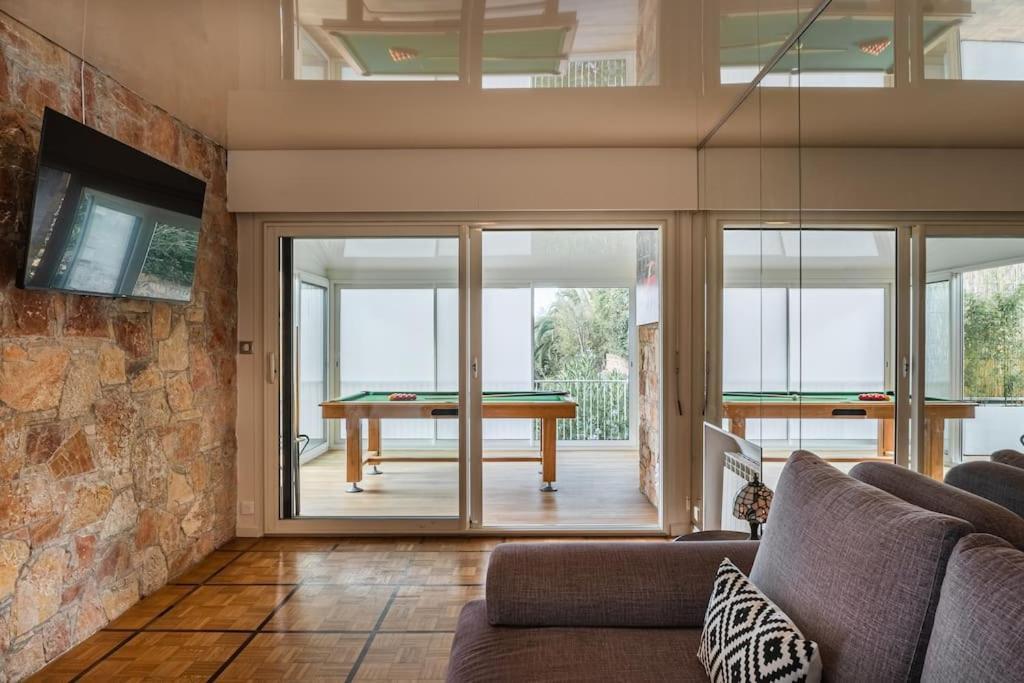Dream 300m2 & Stunning 4000m2 Private Garden