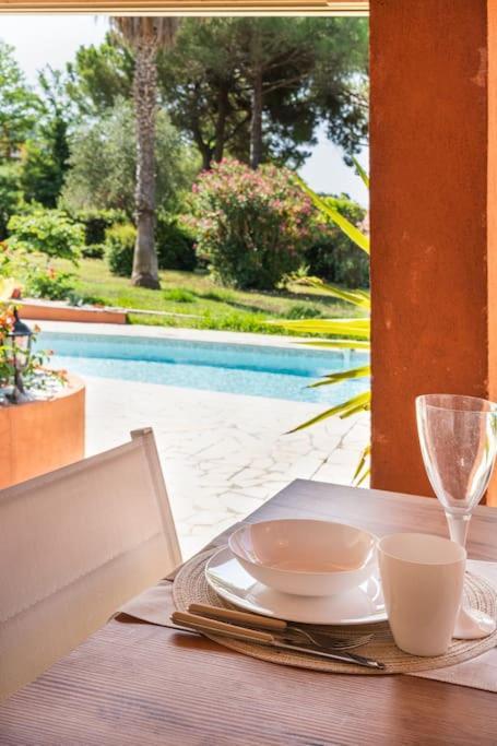 Villa Dream 300m2 & Stunning 4000m2 Private Garden *