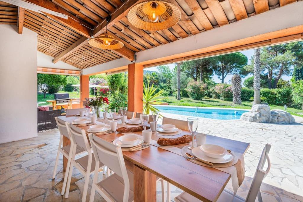 Dream 300m2 & Stunning 4000m2 Private Garden