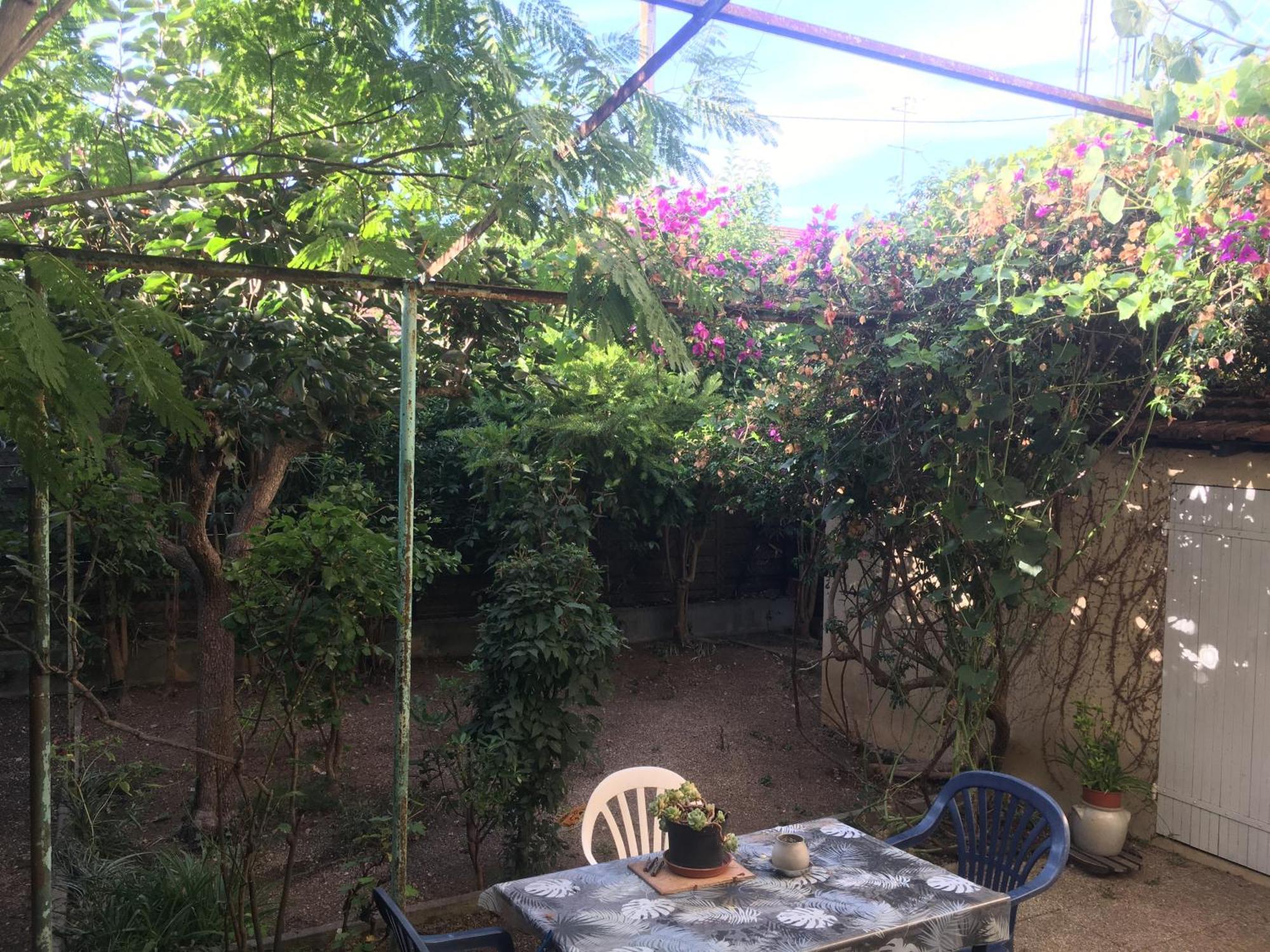 Holiday home Agreable Maison De Au Calme Avec Garage *