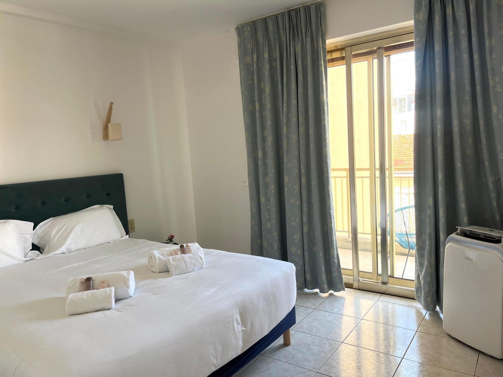 -300m Palais- Seaview-a/c-wifi-spacieux Apartamento