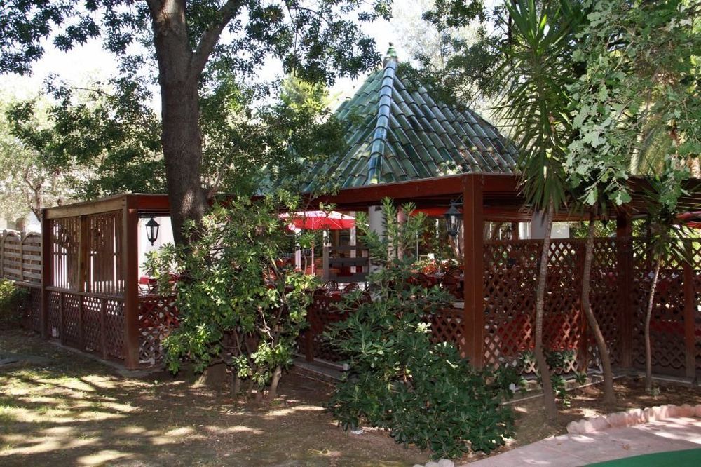 Kyriad - Mandelieu Hotel 3*