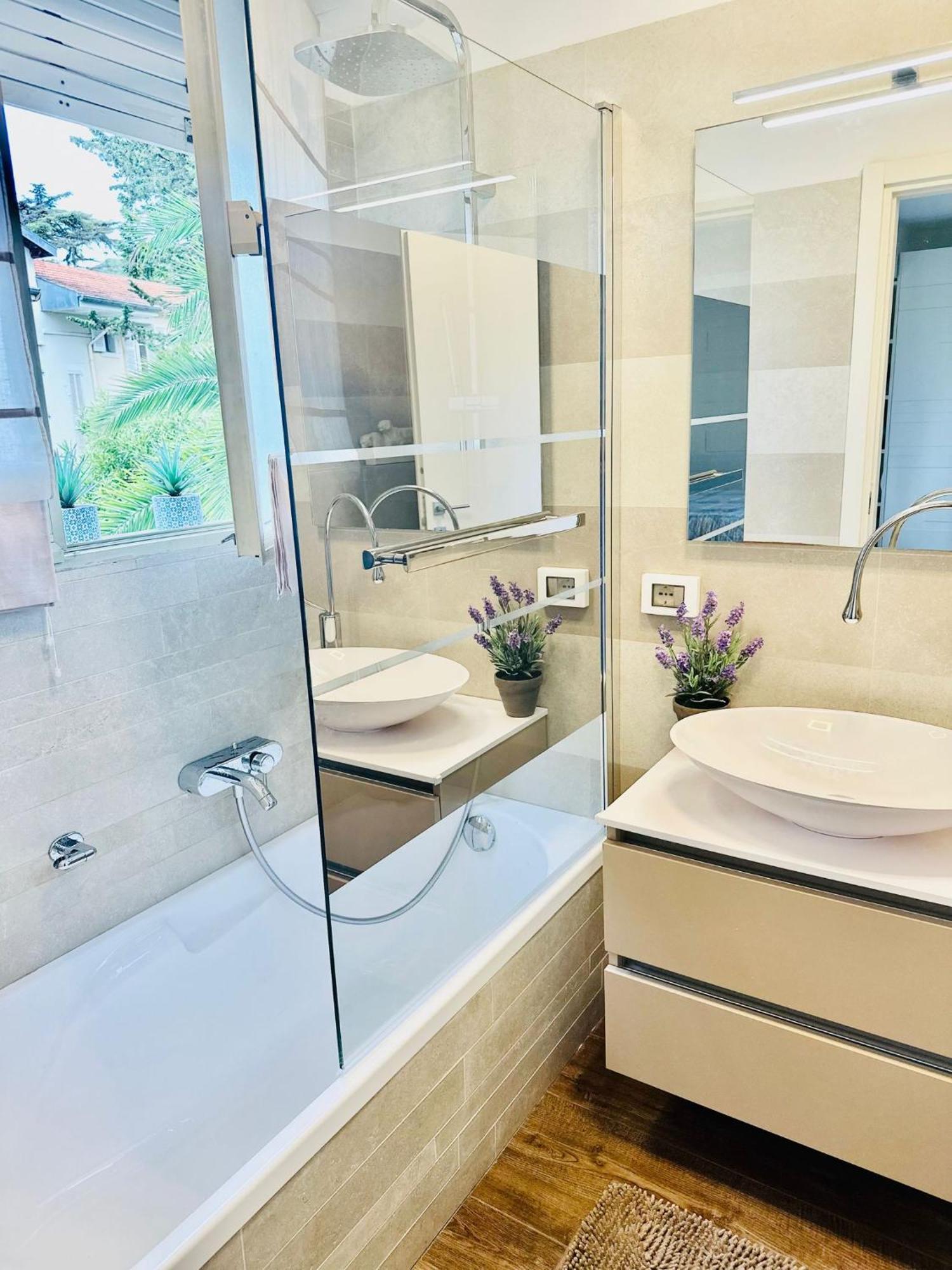 Apartment Luxurious Private Floor 130M2 - Ac, Terrace, Pool, Parking - Croisette 5', Plage Des Sports *