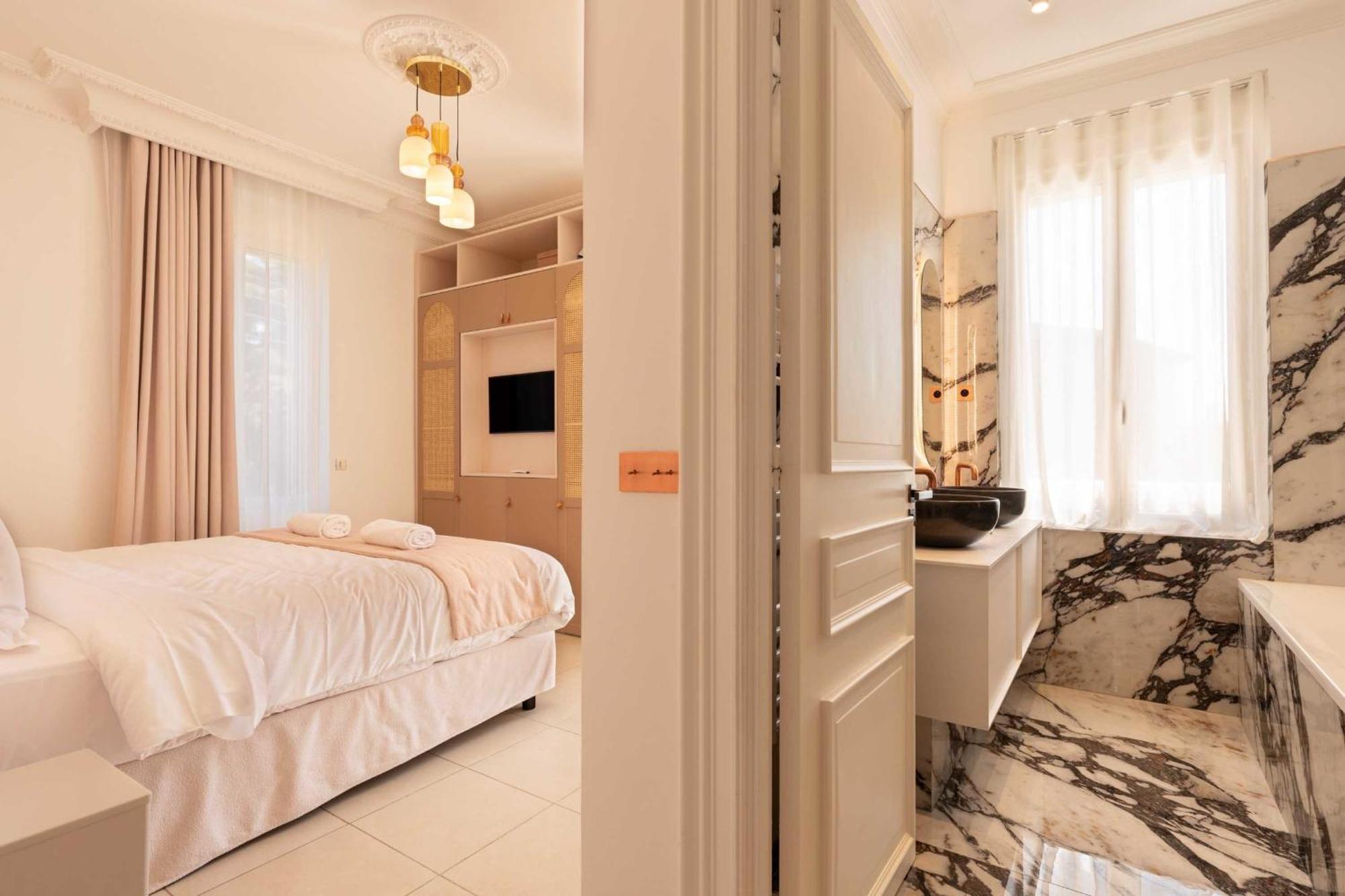 Villa Luxueuse 7 Avec Piscine - *