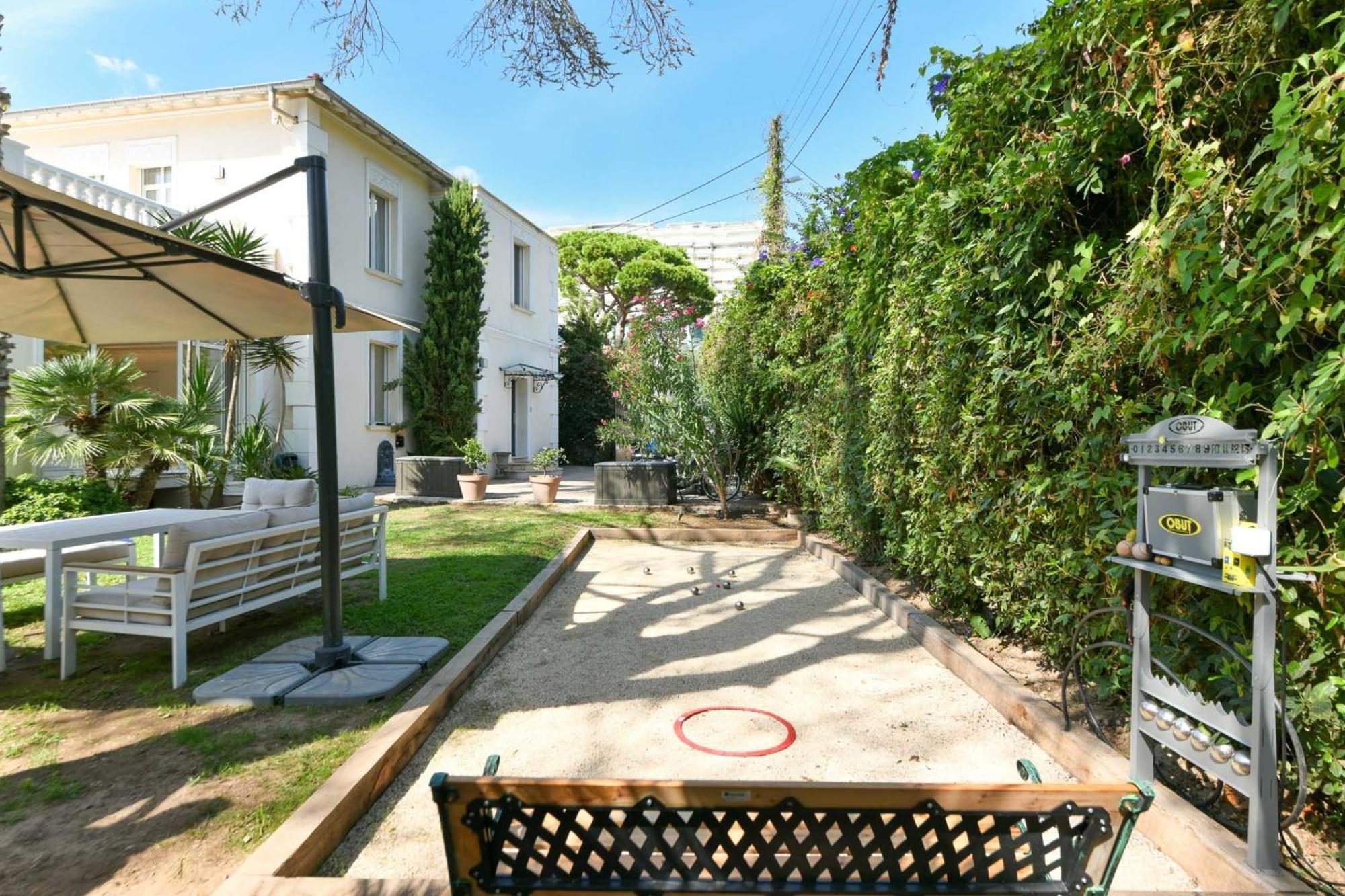 Luxueuse 7 Avec Piscine - *