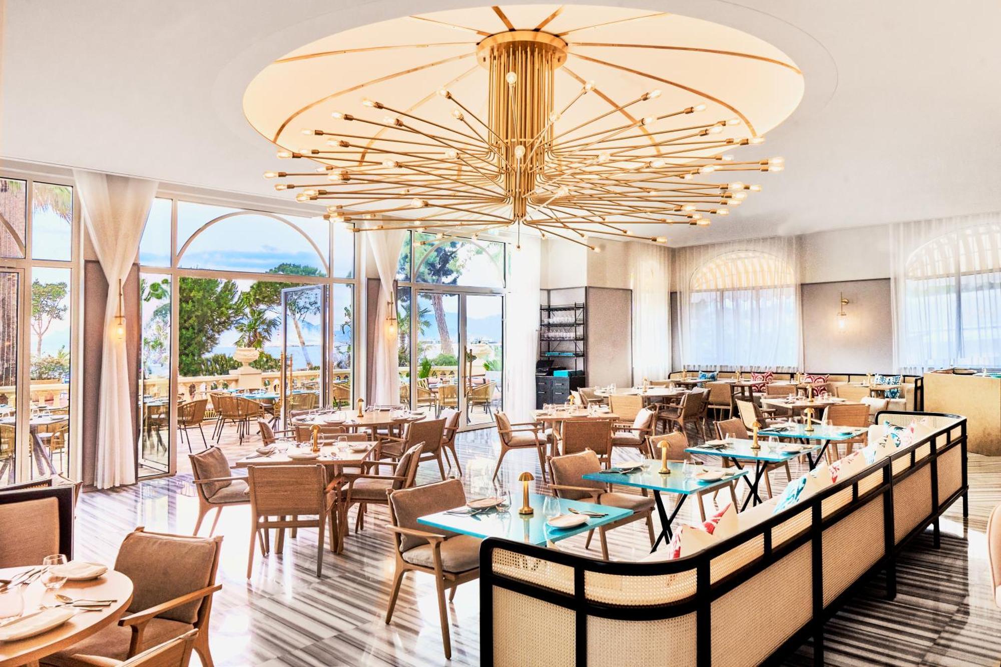 Carlton Cannes, A Regent Hotel