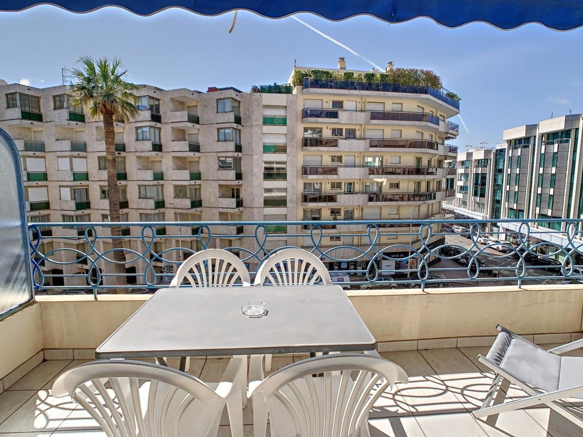 Apartment Medicis *