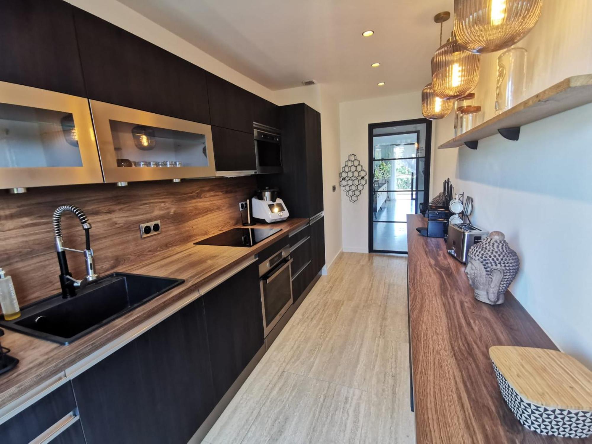 Apartment 2 Bedrooms Seafront