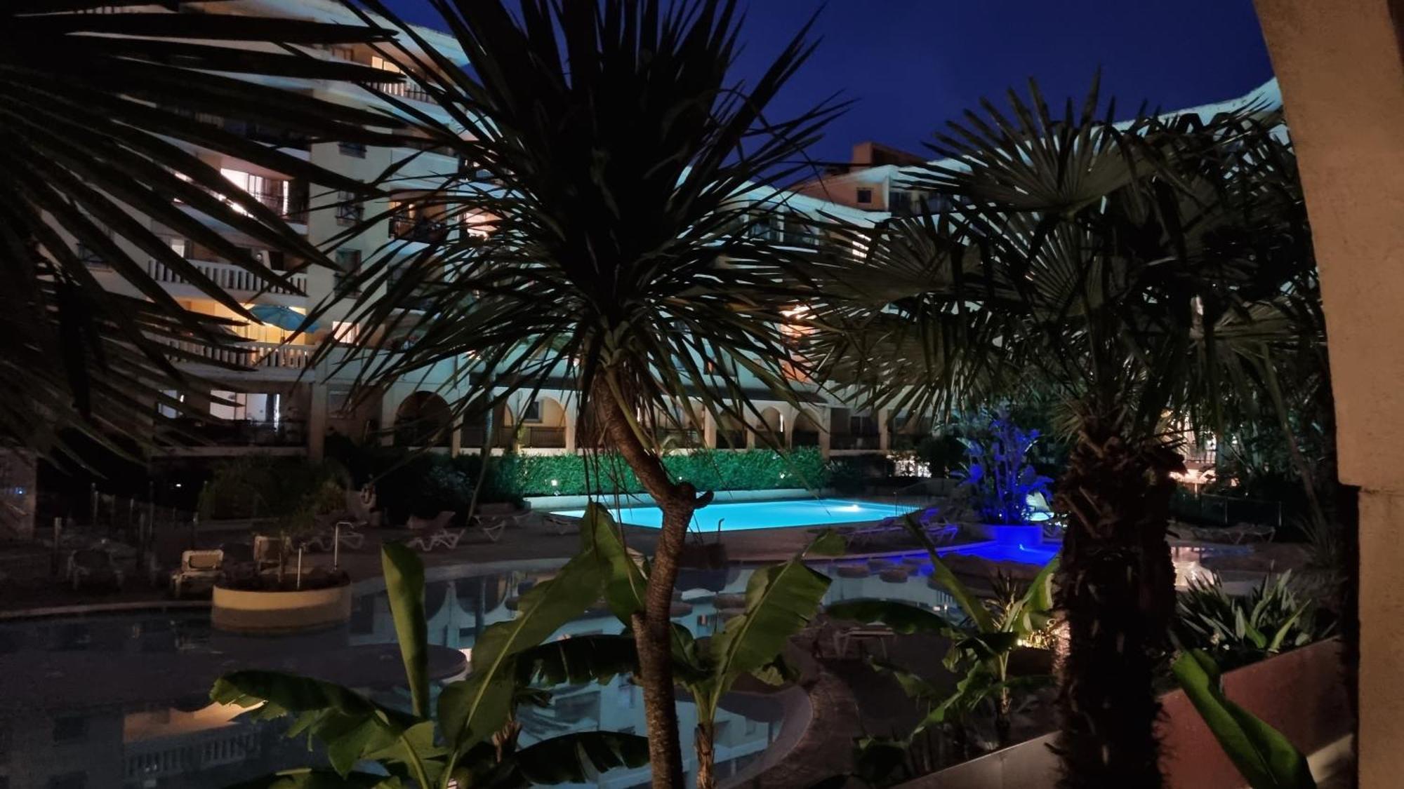 Lovely Cocoon In Cannes