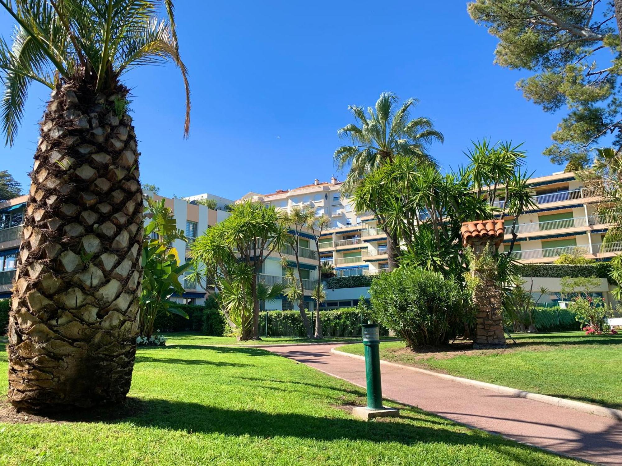 Studio Front De Mer, 30m2 Piscine & Mer * Cannes