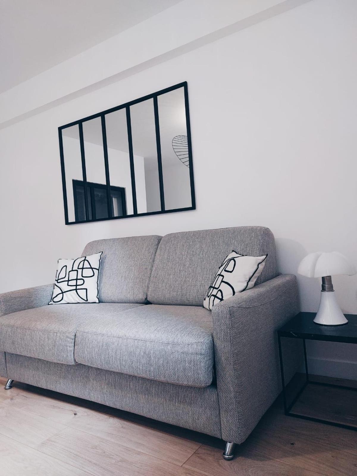 Apartment Centre Suquet Rez De Chaussee Entree Independante Cannes