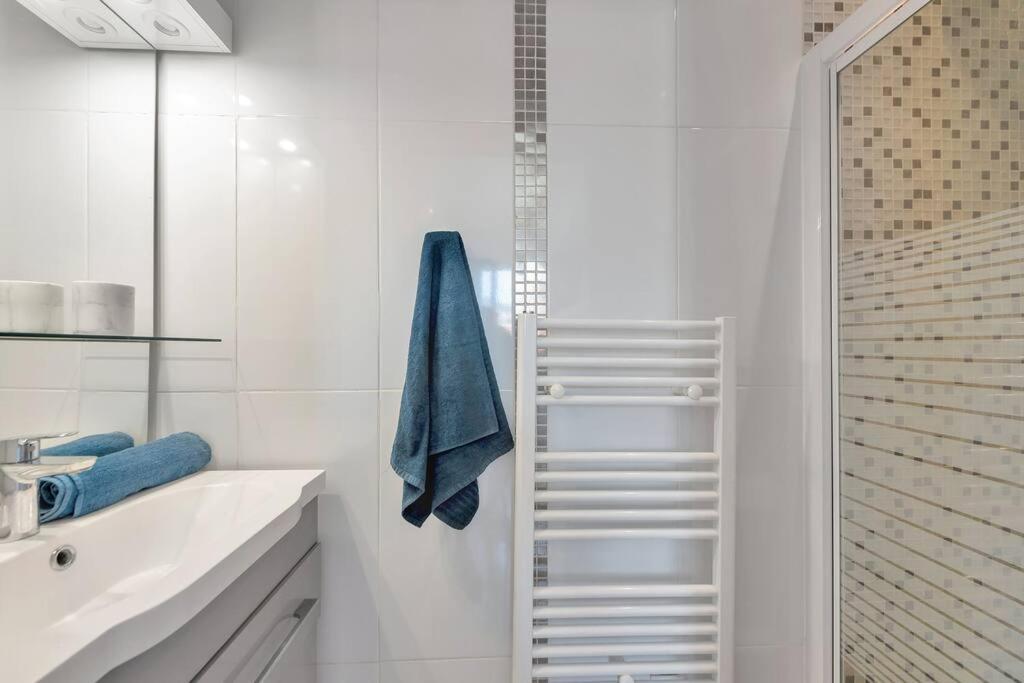Appartement Croisette - Modern 2 Bdrs Location!