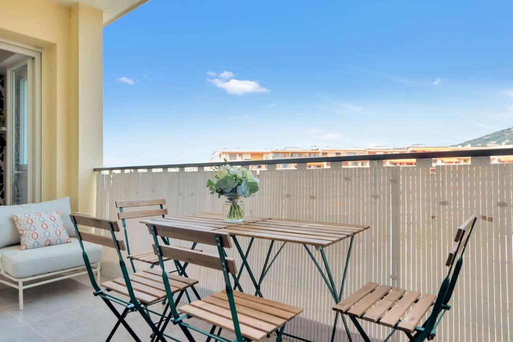 Croisette - Modern 2 Bdrs Location! Appartement Cannes