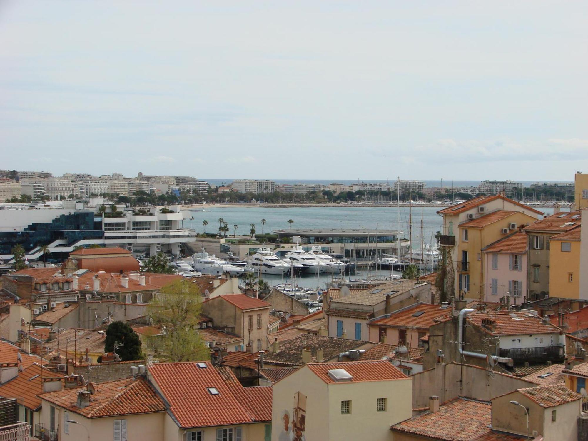Acci Les Yuccas * Cannes