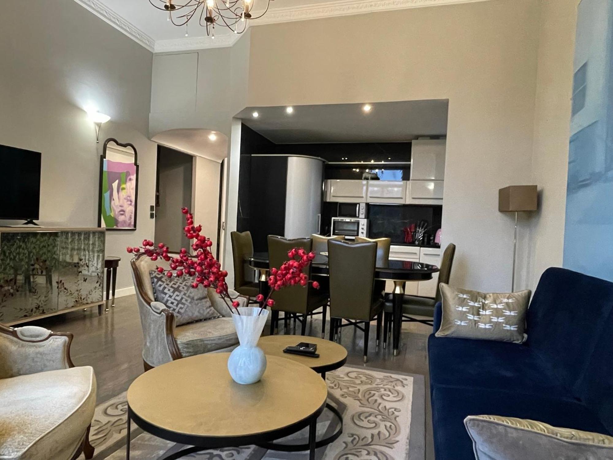 Luxury 2-floor Flat